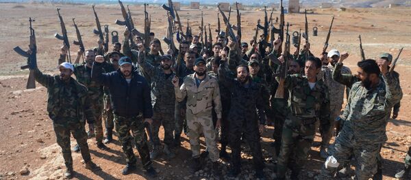 Суриядаги кўнгилли аскарлар тайёрлов маркази. Суриядаги кўнгилли аскарлар тайёрлов маркази. - Sputnik Ўзбекистон