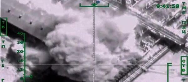 Россия Ҳаво Космик Кучлари Суриядаги ИДнинг нефтни қайта ишлаш заводига авиазарба бермоқда Россия Ҳаво Космик Кучлари Суриядаги ИДнинг нефтни қайта ишлаш заводига авиазарба бермоқда - Sputnik Ўзбекистон