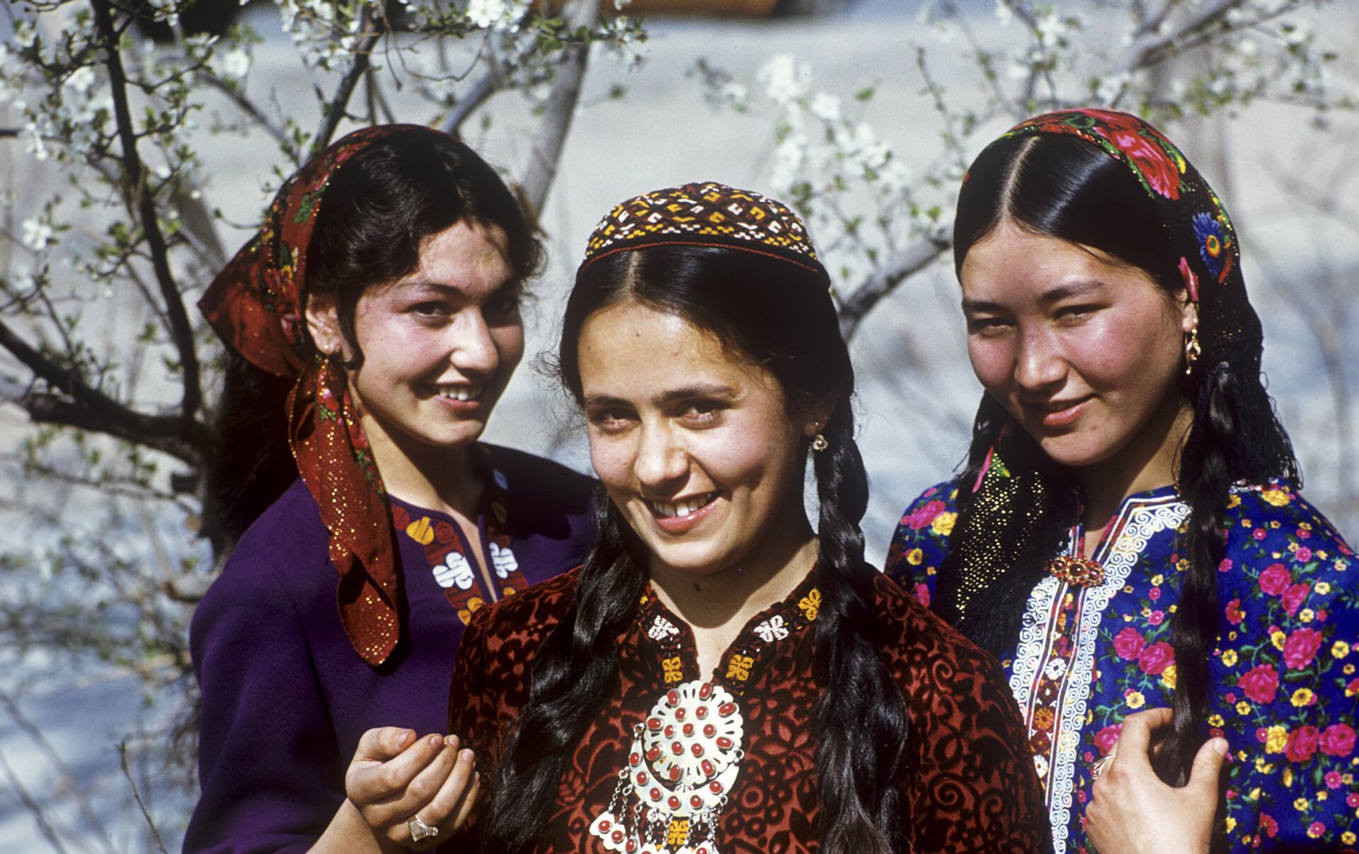 Туркмены Жужань. Туркменки женщины. Туркмены внешность. Девушки из Туркменистана.