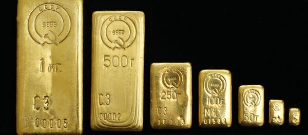 Золотые слитки из коллекции Гохрана - Sputnik Ўзбекистон