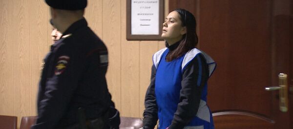 Г. Бобоқулова суд жараёнида ОАВ вакиллари томонидан берилган саволларга жавоб берди Г. Бобоқулова суд жараёнида ОАВ вакиллари томонидан берилган саволларга жавоб берди - Sputnik Ўзбекистон