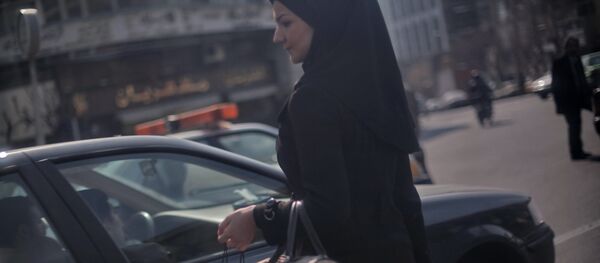 Девушка мусульманка Девушка мусульманка - Sputnik Узбекистан