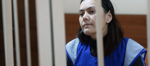 Подозреваемая в убийстве девочки Гюльчехра Бобокулова Подозреваемая в убийстве девочки Гюльчехра Бобокулова - Sputnik Узбекистан