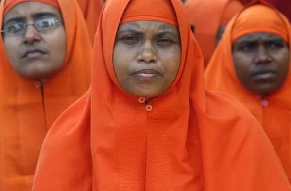 Монахини на шествии в честь Международного женского дня в Колкате (Индия) - Sputnik Узбекистан