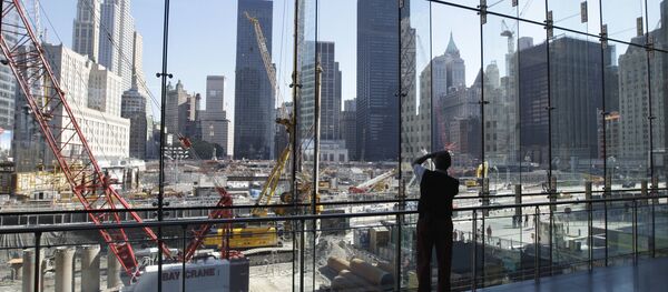 Нью Йоркда эгизак бинолар ўрнида қурилиш Нью Йоркда эгизак бинолар ўрнида қурилиш - Sputnik Ўзбекистон