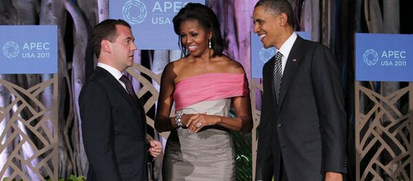 Россия Бош вазири Д.Медведев Барак Обама ва унинг рафиқаси Мишель Обама билан Россия Бош вазири Д.Медведев Барак Обама ва унинг рафиқаси Мишель Обама билан - Sputnik Ўзбекистон