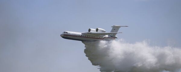 Пожарный самолет МЧС России Бе-200ЧС Пожарный самолет МЧС России Бе-200ЧС - Sputnik Узбекистан