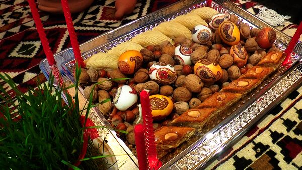 Рецепт азербайджанских сладостей к празднику Новруз - Sputnik Узбекистан