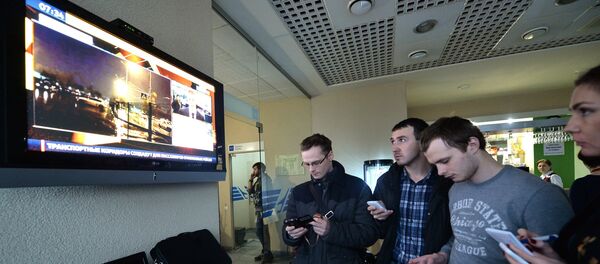 Пассажирский самолет Boeing-737-800 разбился при посадке в аэропорту Ростова-на-Дону - Sputnik Узбекистан