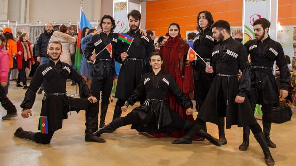 Танцевальная группа из Азербайджана - Sputnik Узбекистан