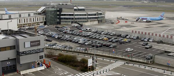 Общий вид международного аэропорта в Брюсселе - Sputnik Узбекистан