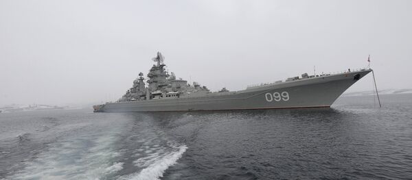 Тяжелый атомный ракетный крейсер Петр Великий - Sputnik Узбекистан