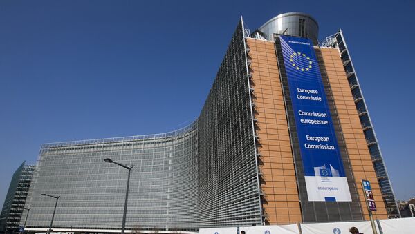 Здание Еврокоммиссии в Брюсселе - Sputnik Узбекистан