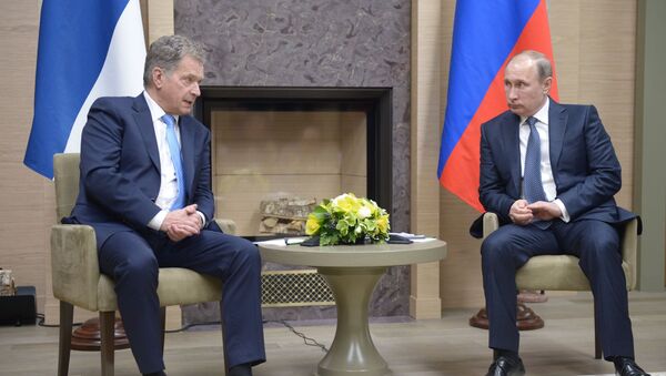 Rossiya prezidenti V. Putin Finlyandiya prezidenti S. Niinistyo bilan uchrashdi - Sputnik Oʻzbekiston