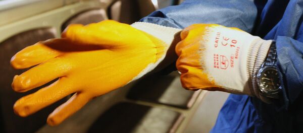 Метро вагонларини дезинфекция қилиш Метро вагонларини дезинфекция қилиш - Sputnik Ўзбекистон