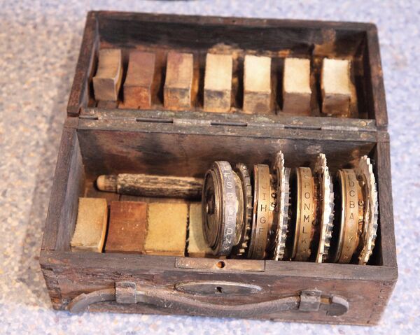 Набор роторов от «Энигмы» Набор роторов от «Энигмы» - Sputnik Узбекистан