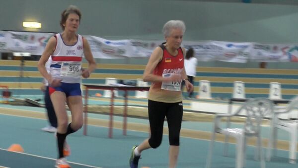 Старушки пробежали 800 м на чемпионате по легкой атлетике в Италии - Sputnik Узбекистан
