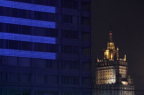 Международная акция Light It Up Blue в России - Sputnik Узбекистан