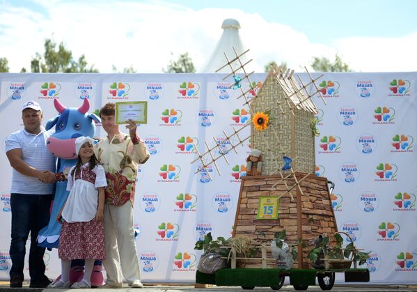 Парад детских колясок в Екатеринбурге - Sputnik Узбекистан