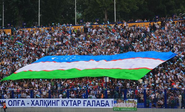 Uzbekiston futbol terma jamoasi muxlislari - Sputnik O‘zbekiston