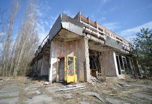Чернобыл - ташлаб кетилган атом электр станцияси - Sputnik Ўзбекистон