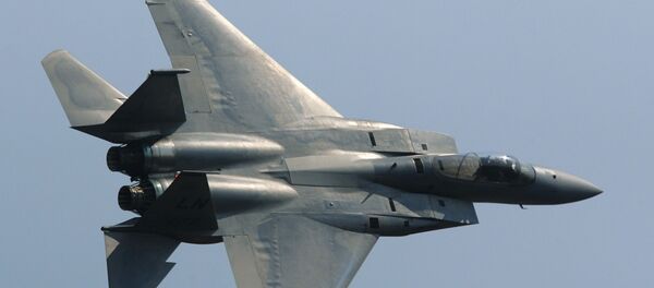 Американинг қирувчи самолёти Американинг қирувчи самолёти - Sputnik Ўзбекистон