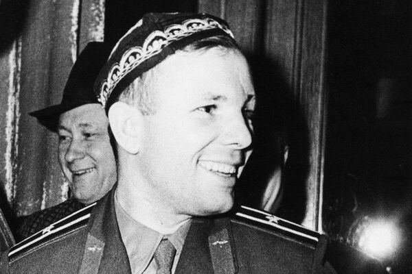 Космонавт Юрий Гагарин в Ташкенте, 1961 год - Sputnik Узбекистан