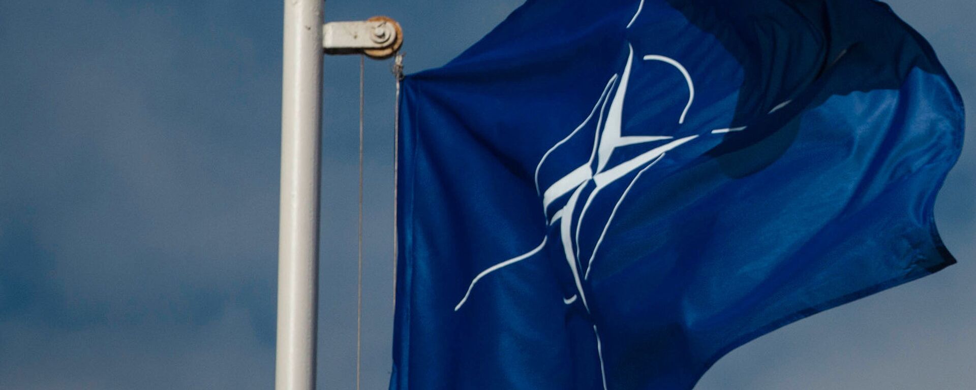 Флаг Организации Североатлантического договора (НАТО) - Sputnik Ўзбекистон, 1920, 19.10.2021