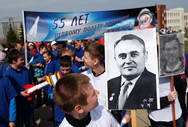 Празднование Дня авиации и космонавтики в регионах России - Sputnik Узбекистан
