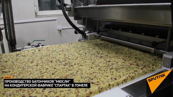 Как делают конфеты и иные сладости на Спартаке - Sputnik Узбекистан