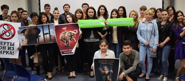 Акцию за цирк без животных провели в Ташкенте - Sputnik Узбекистан