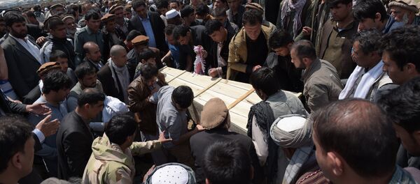 Похороны жертв теракта - Sputnik Узбекистан