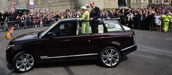 Қиролича Елизавета II Қиролича Елизавета II - Sputnik Ўзбекистон