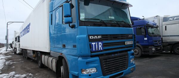 Украина и Россия договорились о возвращении заблокированных фур - Sputnik Узбекистан