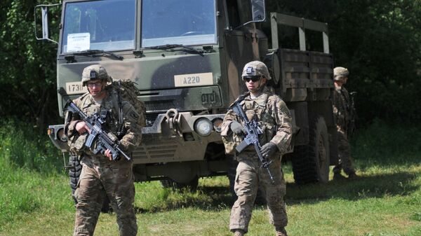Американские военные на учениях НАТО. Архивное фото - Sputnik Узбекистан