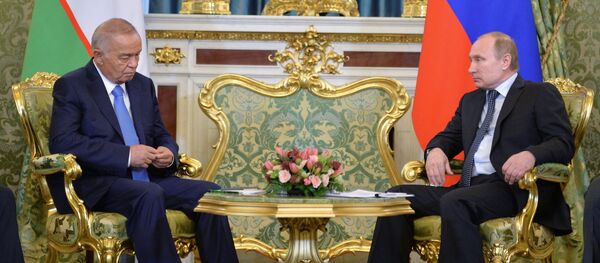 Президент РФ В. Путин проводит переговоры с президентом Узбекистана И. Каримовым Президент РФ В. Путин проводит переговоры с президентом Узбекистана И. Каримовым - Sputnik Узбекистан