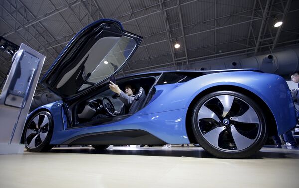 New BMW i8 plug-in hybrid sports car - Sputnik Узбекистан