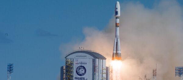 Первый пуск ракеты-носителя с космодрома Восточный - Sputnik Узбекистан