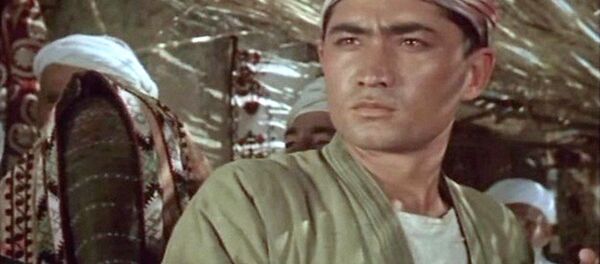 Актер, Театральный деятель Санат Диванов. Кадр из фильма Крушение эмирата (1955) Актер, Театральный деятель Санат Диванов. Кадр из фильма Крушение эмирата (1955) - Sputnik Узбекистан