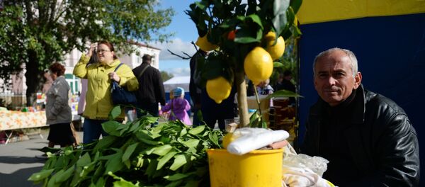 Регионлараро ўтказилган 13 ярмарка. Свердловск Регионлараро ўтказилган 13 ярмарка. Свердловск - Sputnik Ўзбекистон