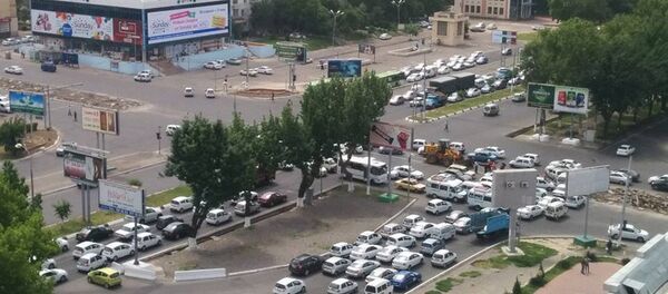 В Ташкенте перекрыли ряд улиц В Ташкенте перекрыли ряд улиц - Sputnik Узбекистан