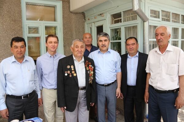 Ветеран Великой Отечественной войны Акмал Акрамов - Sputnik Узбекистан