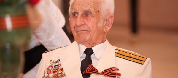 Ветеран ВОВ на торжественном приеме в посольстве РФ по случаю 9 Мая Ветеран ВОВ на торжественном приеме в посольстве РФ по случаю 9 Мая - Sputnik Узбекистан