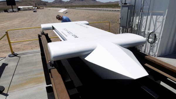 В пустыне Невады успешно испытали вакуумный поезд Hyperloop - Sputnik Узбекистан