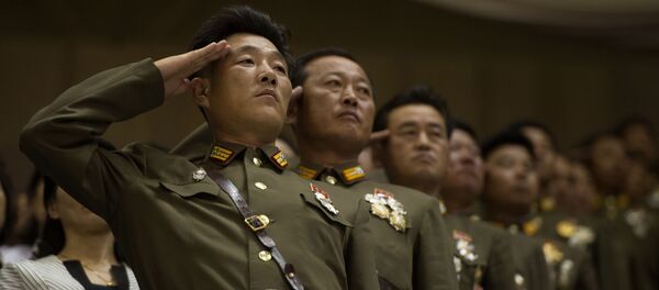 Военнослужащие КНДР отмечают 60-ю годовщину окончания Корейской войны - Sputnik Узбекистан