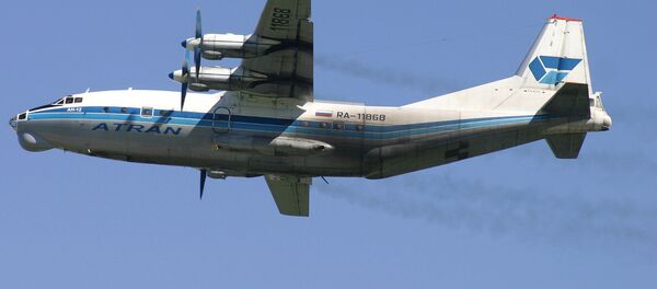 Самолет АН-12 Самолет АН-12 - Sputnik Узбекистан