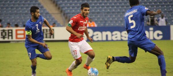 Локомотив в матче с клубом Аль Хилал Локомотив в матче с клубом Аль Хилал - Sputnik Узбекистан