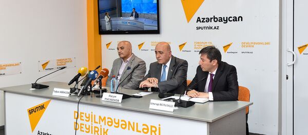 Видеомост экспертов Азербайджана и Амении по конфликту в Карабахе Видеомост экспертов Азербайджана и Амении по конфликту в Карабахе - Sputnik Узбекистан