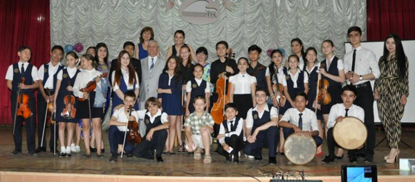 Благотворительный концерт Дети-детям Благотворительный концерт Дети-детям - Sputnik Узбекистан