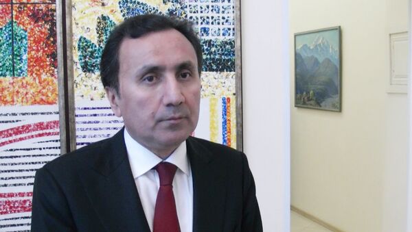 Посол РТ в РФ: мигранты могут интегрироваться в российское общество - Sputnik Узбекистан